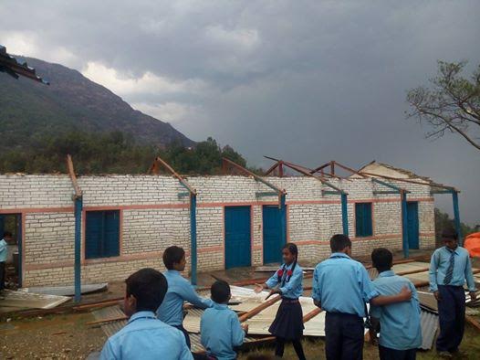 हावाहुरीले १९ विद्यालय भवनका छाना उडाउँदा रु ३६ लाख बराबरको क्षति