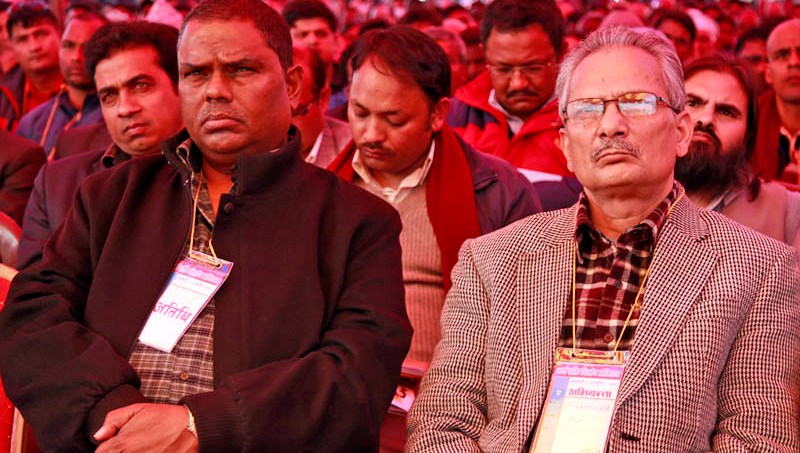 आन्तरिक विवादका कारण बाबुराम भट्टराईको नयाँ शक्तिमा लफडा, उपेन्द्रको समाजवादीमा पनि भुईचालो