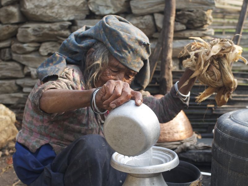 ​विश्वकै स्वादिला ५० पेय पदार्थमा नेपाली ‘लोकल ठर्रा’ ४१ नम्बरमा