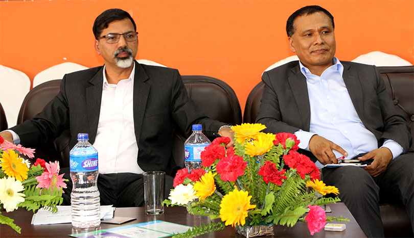 जनार्दन र कुलमानमाथि खनिए सांसदहरु, सोलार प्लान्टको ठेक्कामा अनियमितता गरेको आरोप