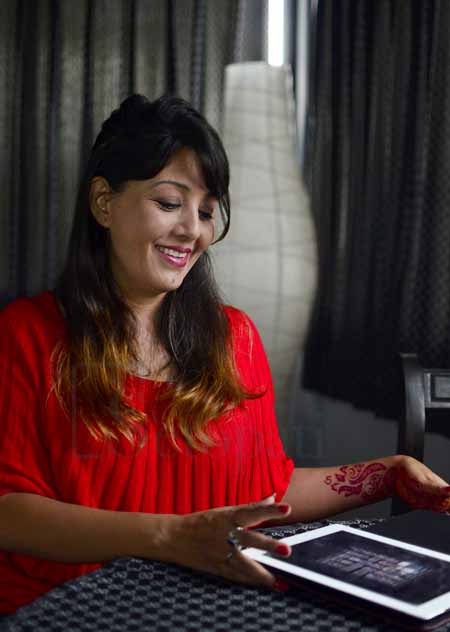 कक्षा ९ मा पढ्‍न थालिन, नायिका करिश्मा मानन्धर