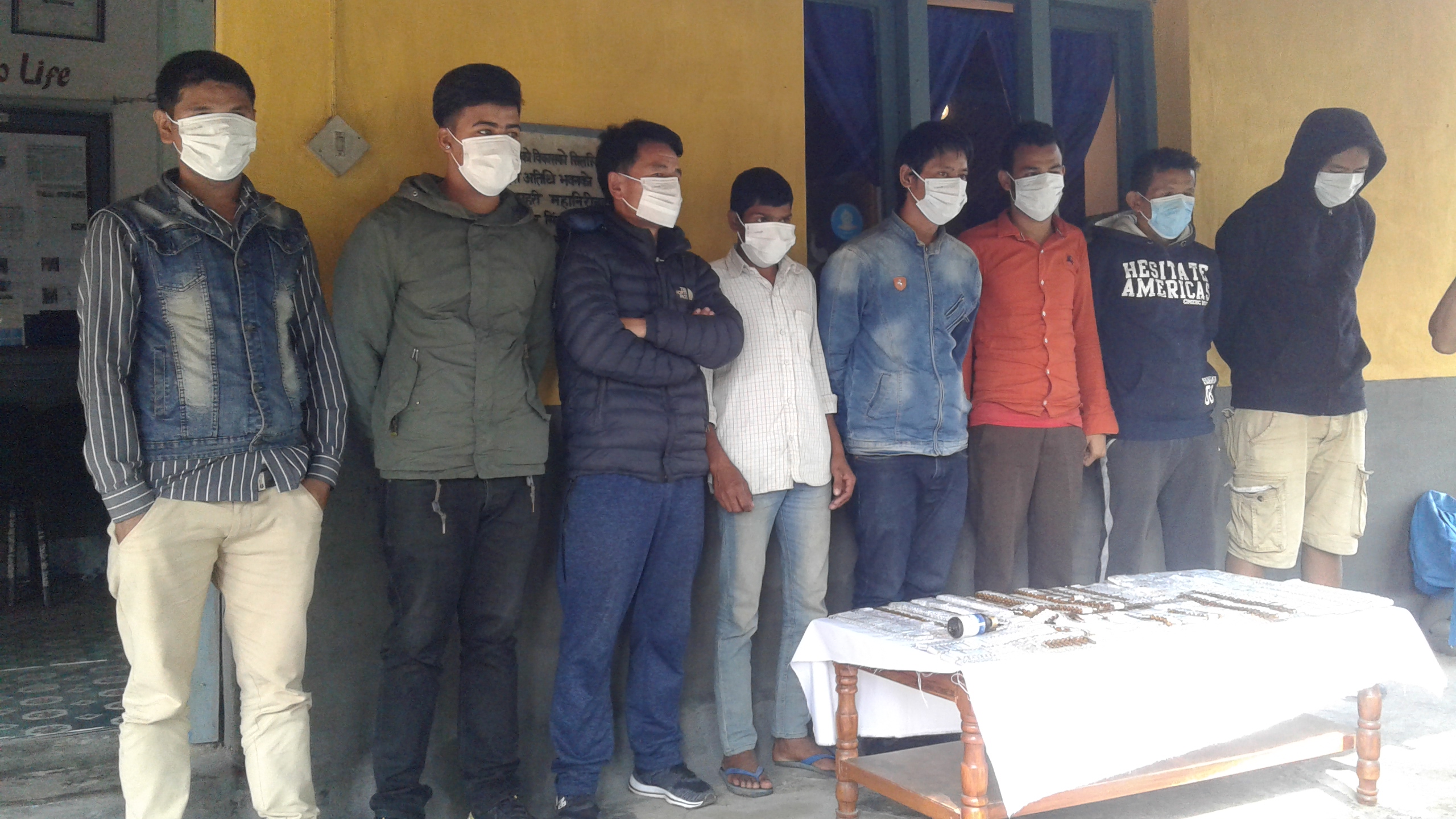 १५ सय थान लागु औषधसहित ८ जना पक्राउ