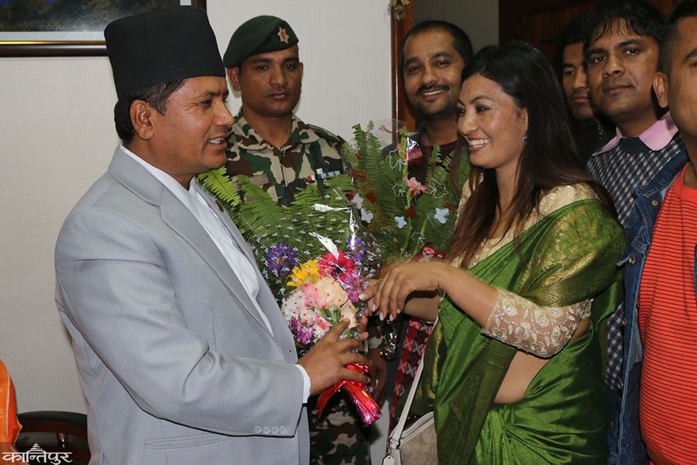 राज्यको ढुकुटीमा पर्यटनमन्त्री रवीन्द् अधिकारीको मनपरी, एकसय चार संस्थालाई ६० करोड बाँडे 