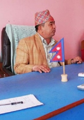 रक्सि खाएर कुटाकुट गर्दा चापाकोट नगपालिकाका मेयरसहित घाइते