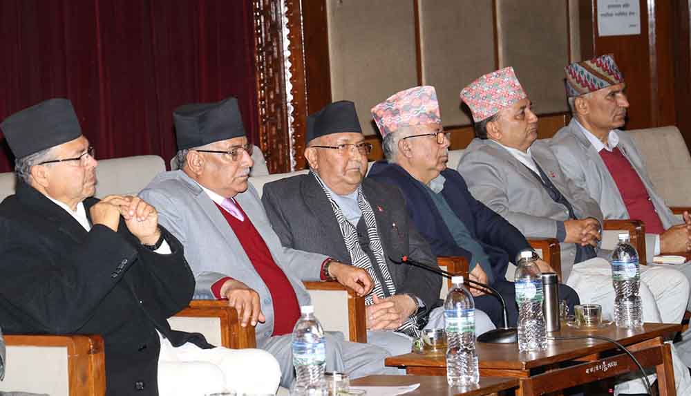 विवादित दूरसञ्चार प्राधिकरणका अध्यक्ष झालाई हटाउन माग गर्ने “कुखुराको चल्ला”