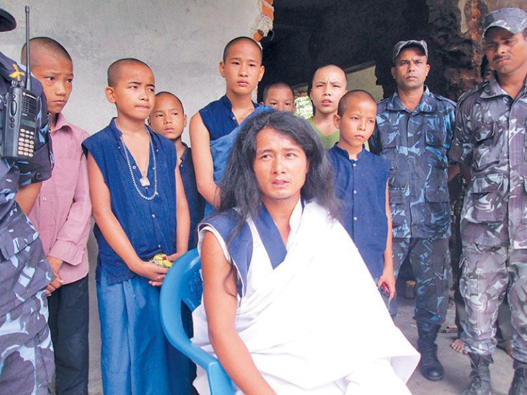 लिटिल बुद्ध रामबहादुर बम्जनको आश्रमबाट आनीहरू बेपत्ता, यौन शोषणको समेत आरोप