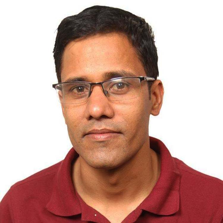 दुई- तिहाई बहुमतको सरकार बनाएको सत्तारुढ नेकपाले प्रतिगमनको संकेत देख्नुको रहस्य :  रामकृष्ण अधिकारी