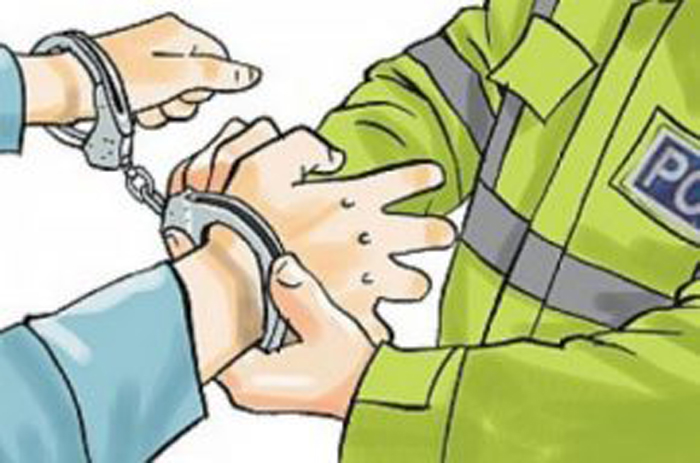 होटलको कोठामा युवतीसहित पक्राउ परे प्रहरीका असई साह,  बलात्कारको आरोप