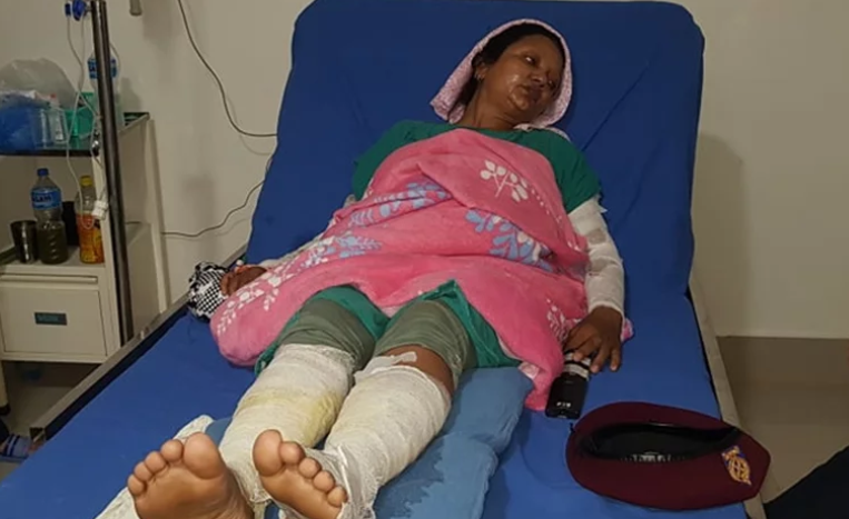 चितवनको सडक बोर्डको ढाँटमा आगजनी, असई खड्का घाईते,  रेवान सौराहा अध्यक्ष गिरी पक्राउ