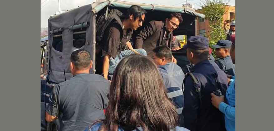 अखिल (क्रान्तिकारी) अध्यक्ष एबम् कानुन व्यवसायी ढकाल रिहा, पुनः पक्राउ गर्न खोजेपछि झडप, चार कानुन व्यवसायी घाइते