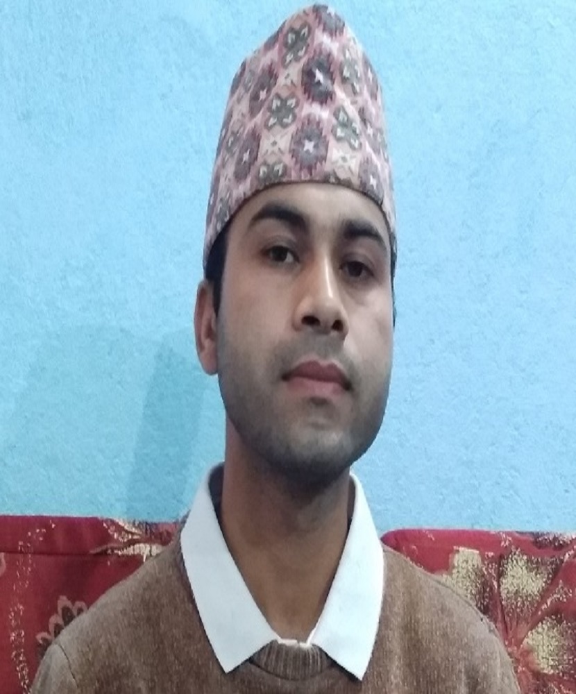 कोट र टाई नलगाएको भन्दै  कुटिएका शिक्षक न्याय माग्दै प्रहरी, प्रशासन, पत्रकारसंग हारगुहार