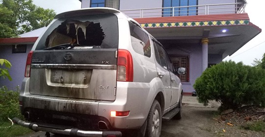 सत्तारुढ नेकपाका प्रदेश सभा ३ का प्रमुख सचेतक ढकालको घरमा बम प्रहार