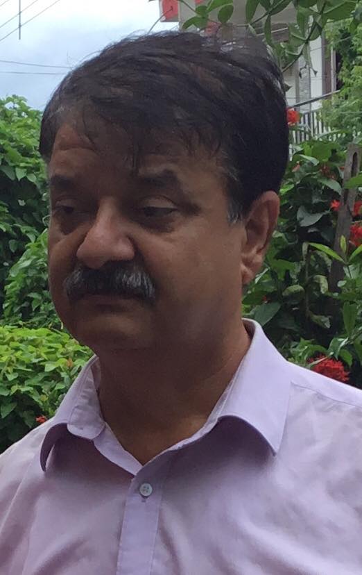 वाम बुद्धिजीवी एबम लेखक गुणराज लोहनी गिरफ्तार, धर्मपत्नीद्वारा गिरफ्तारीको कारण माग