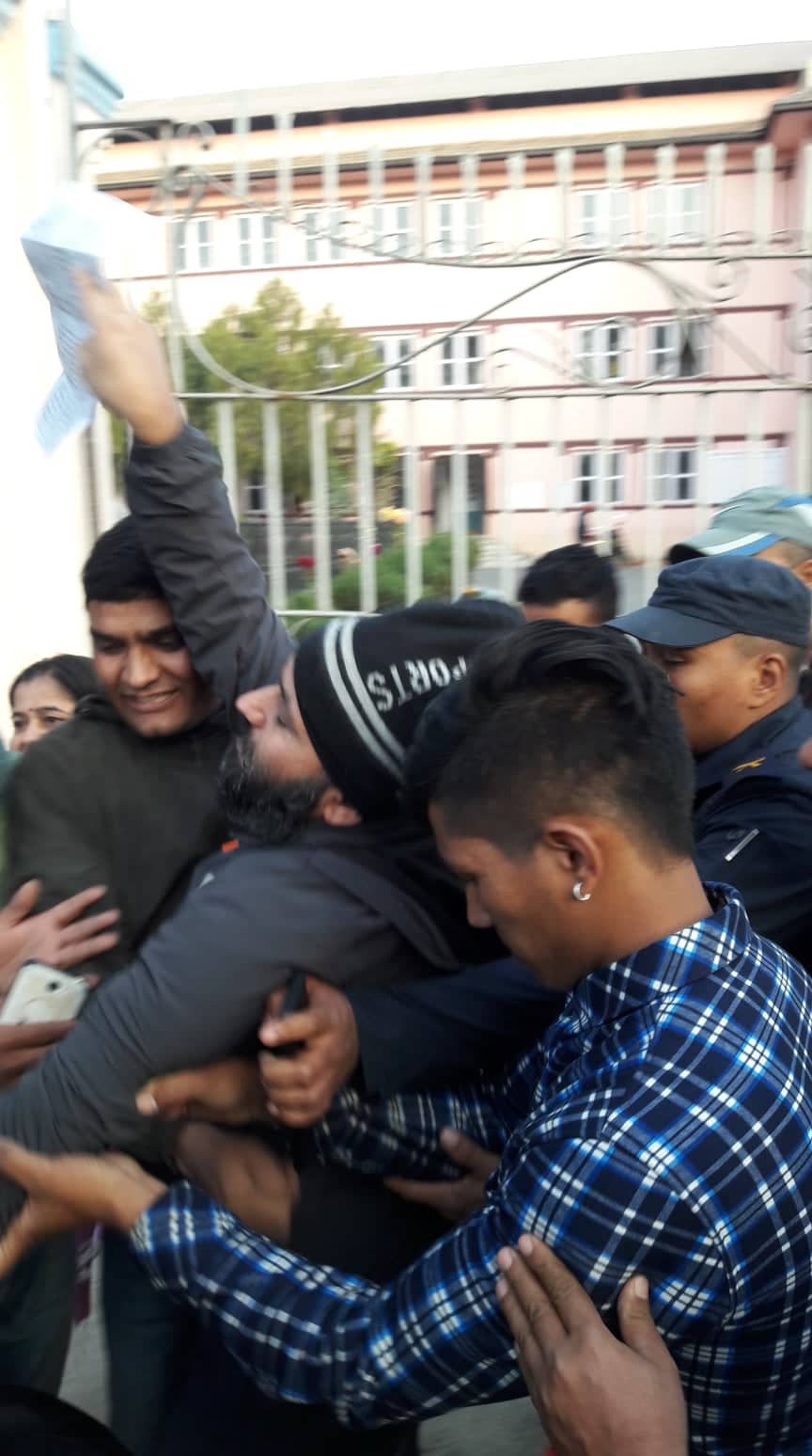 सर्बोच्चको चेतावनीपछि ने.क.पा. कास्कीका इन्चार्ज रुपेश रिहा (हेर्नुस सर्बोच्चको आदेश)