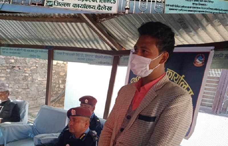 दैलेखबाट एग्रिकल्चरका नाममा साढे ५४ लाख ठगी गरी भागेका कर्णसिंह काठमाण्डौबाट पक्राउ