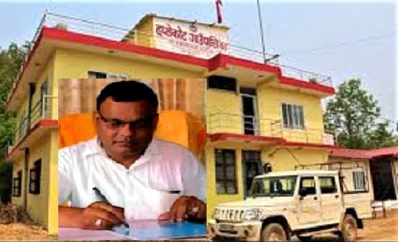 गाडी सिक्ने क्रममा बच्चालाई किचेर मारेको आरोपमा हुप्सेकोट गाउपालिकाका अधिकृत सुबेदी पक्राउ