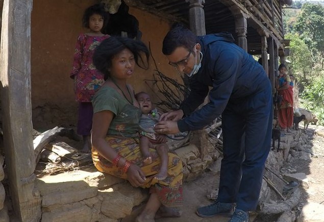 धादिङ्गको चेपाङ्ग बस्तीमा दादुराको प्रकोप, दुई बालबालिकाको मृत्यु, एकसय ५० बालबालिका बिरामी