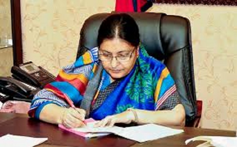 रास्ट्रपतिद्वारा मन्त्रिपरिषदको सिफारिशमा दल बिभाजन र संबैधानिक परिषदसम्बन्धि अध्यादेश जारी