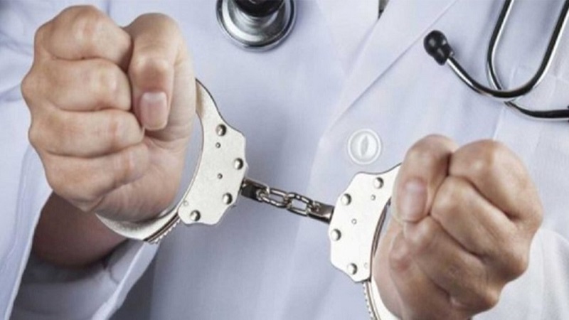 पाटन अस्पतालको पोटेबल अल्ट्रासाउण्ड मेसिन चोरी गरेको आरोपमा डा. मिश्रसहित दुई जना पक्राउ