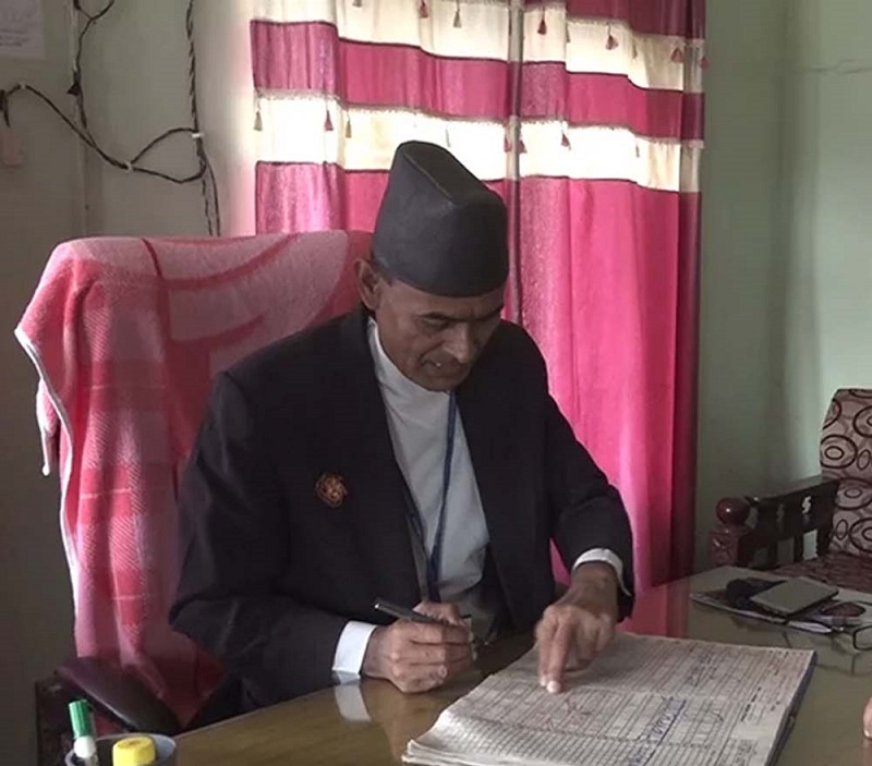 श्रम कार्यालय विराटनगरका प्रमुख प्रेमप्रसाद सञ्जेलमाथि कार्यकक्षमै कुटपिट, दुई महिला कर्मचारी पक्राउ