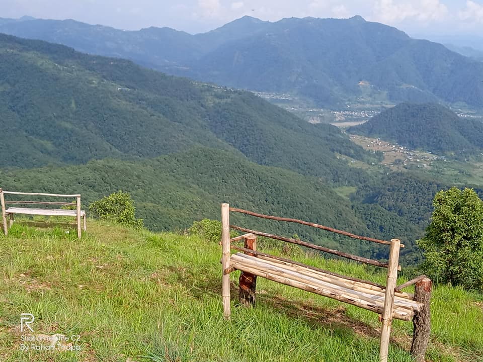 पोखरा ३३  हुडिकोट हाइकिङसँगै दृश्यावलोकनका लागि पर्यटकको रोजाइमा पर्दै