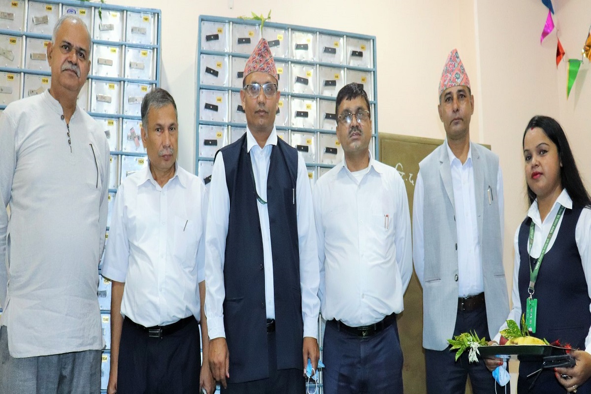 कृषि विकास बैंक बगर शाखामा लकर सेवा शुभारम्भ