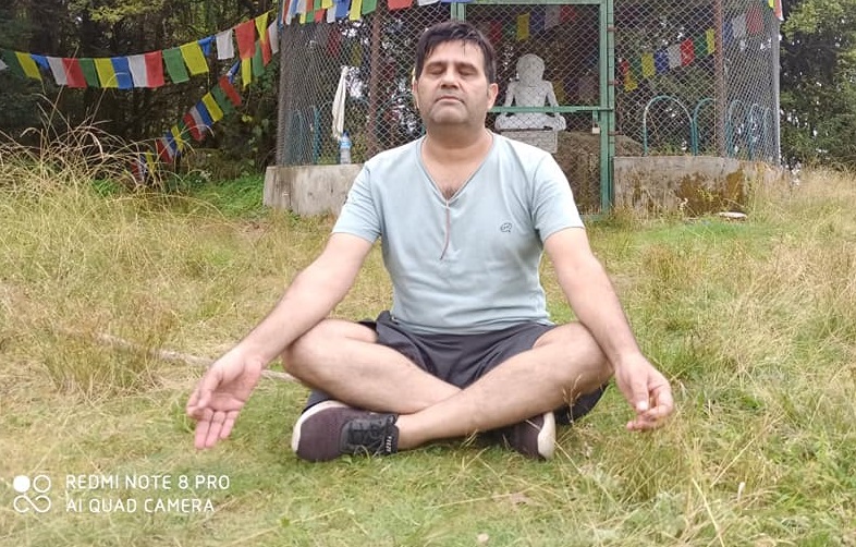 हाँस्यकलाकार गजुरेलले आईसियुबाट आफ्ना शुभेच्छुकलाई यस्तो सन्देश पठाए, पुर्वपत्नीले पनि गरिन् दिर्घायुको कामना