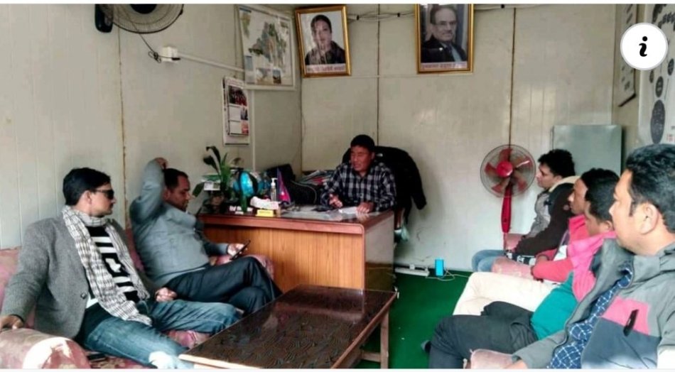 सुनकोशी गाउँपालिका कार्यालयबाट प्रम ओलीको फोटो गायब, ओलीको ठाउँमा प्रचण्डको फोटो