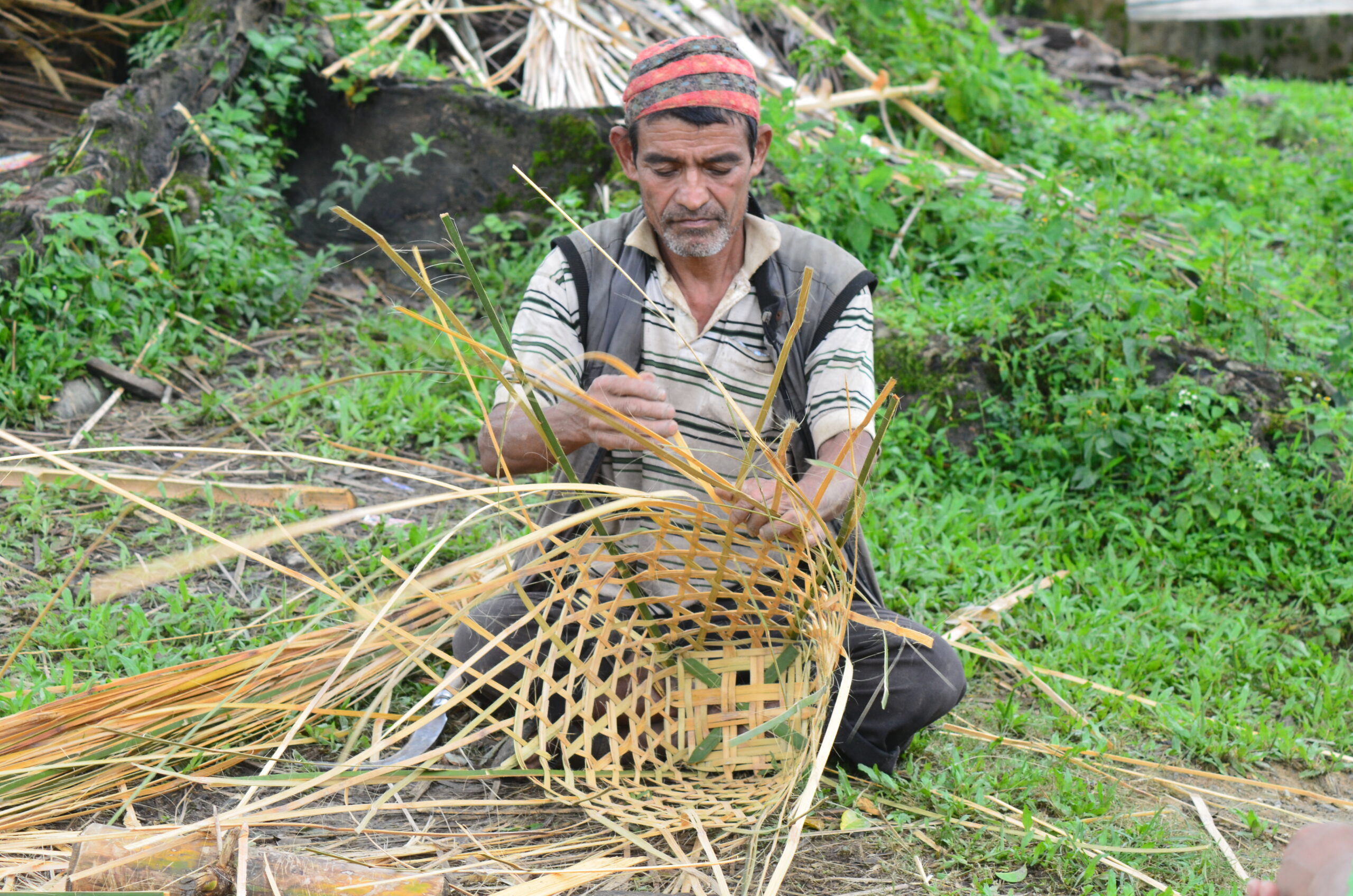 जैदिमा डोको बुन्दै ( फोटो फिचर )