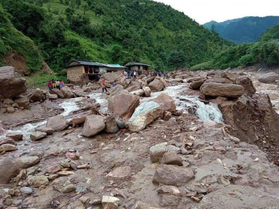 बागलुङको बडिगाडका २७ घरमा बाढी पस्यो