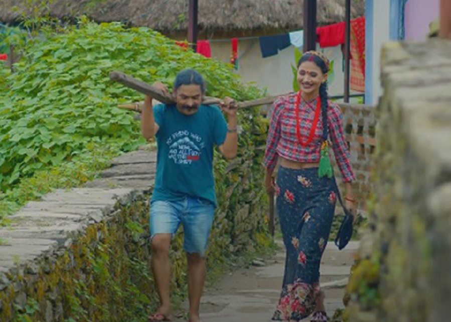 चर्चा बटुल्दै बिष्णु माझीको ‘दशैँ-तिहार आइ’सक्यो’ ( भिडियाे सहित )