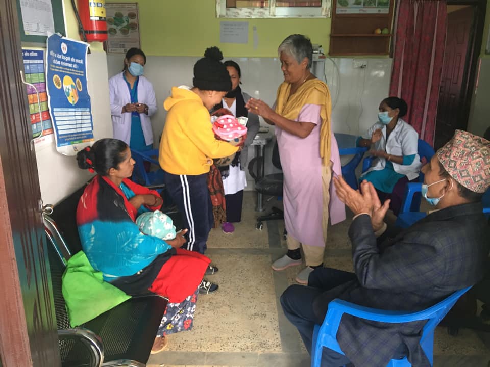 पर्वतको पैंयुमा गर्भवती तथा सुत्केरी महिलासंग उपाध्यक्ष सन्चो बिसन्चो कार्यक्रम शुरु