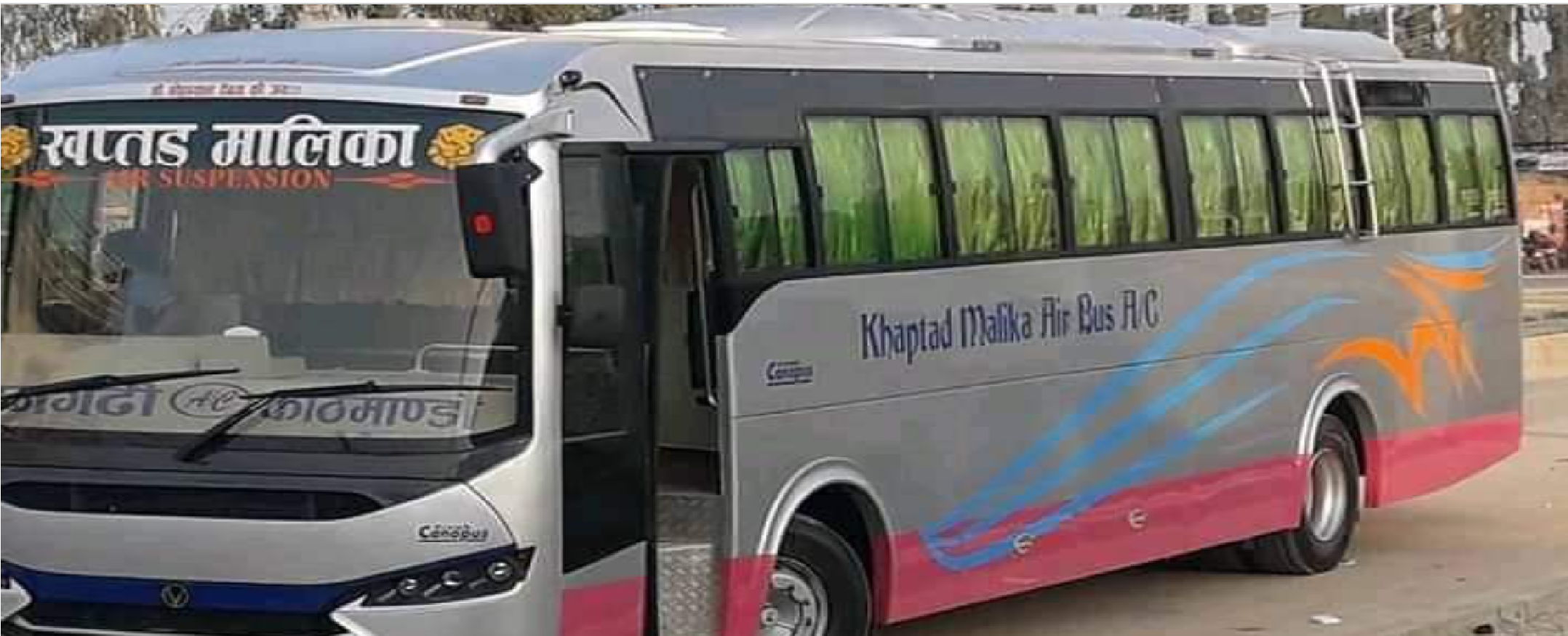 चालक रक्सीले मातेपछि चितवन आउने आठ यात्री कैलालीमै अलपत्र, बससहित चालक पक्राउ