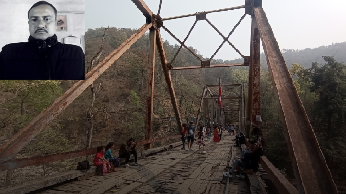 कैलालीको ‘भाइरल’ गोदावरी पुलबाट खसेर शिक्षकको मृत्यु, हत्या आशंका
