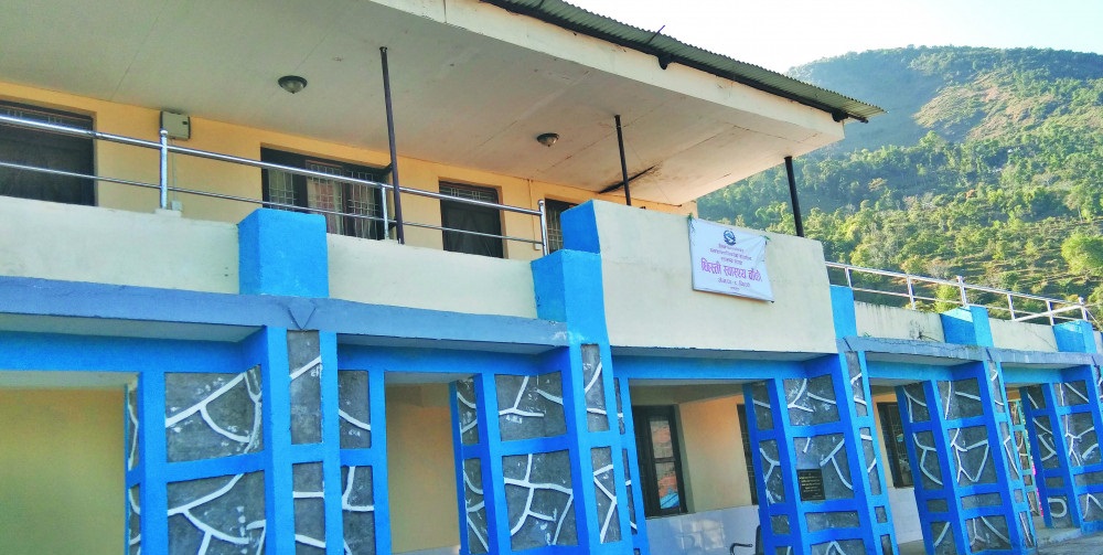 अख्तियारद्वारा छिस्ती स्वास्थ्यचौकी भवन निर्माणमा भएको अनियमितता बारे छानबिन शुरु