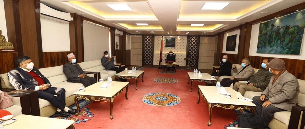 सकियो सत्तारुढ गठबन्धन बैठक : नेता नेपाल र यादव अनुपस्थित, मिल्यो स्थानीय तहको निर्वाचन बारे सैद्धान्तिक सहमति