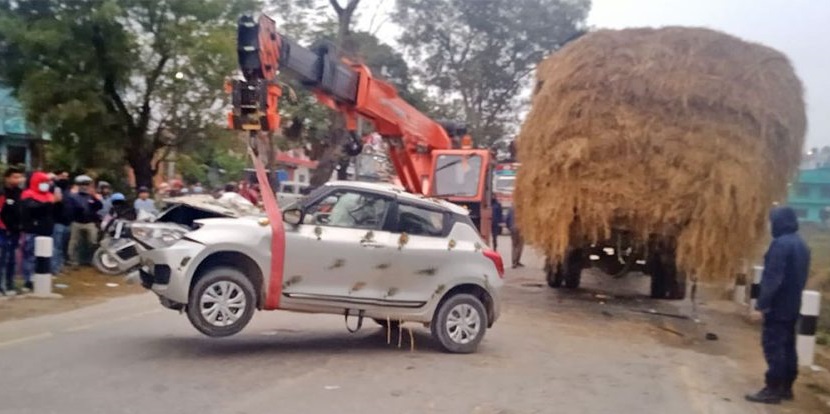 रोकिराखेको ट्रकमा कार ठोक्किदा बुटवलमा तीन जनाको निधन, दुई जना घाइते