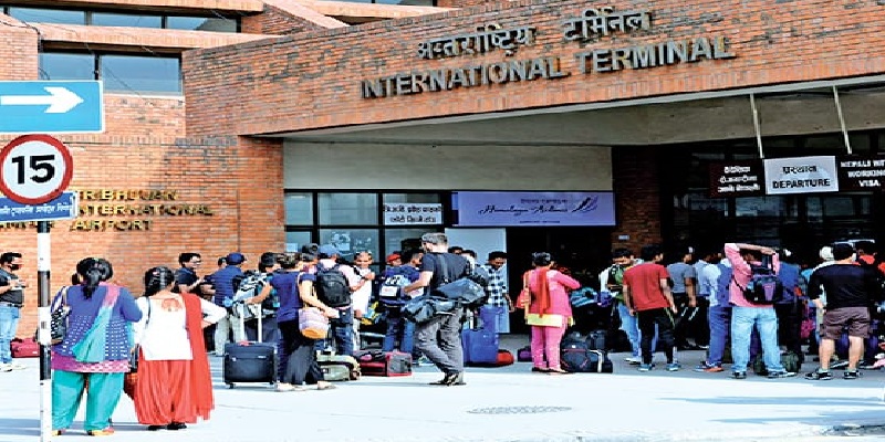 कुवेत जान हिँडेका छ जना महिला त्रिभुवन अन्तरराष्ट्रिय विमानस्थलबाट फ़र्काइए