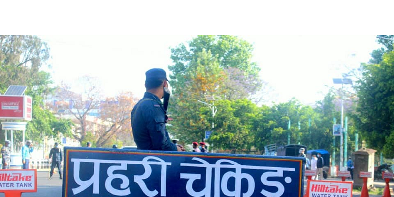 मोटरसाइकलको ठक्करबाट सवारी चेकिङ्गमा रहेका प्रहरी हवल्दारको मृत्यु, प्रज चौधरी घाइते