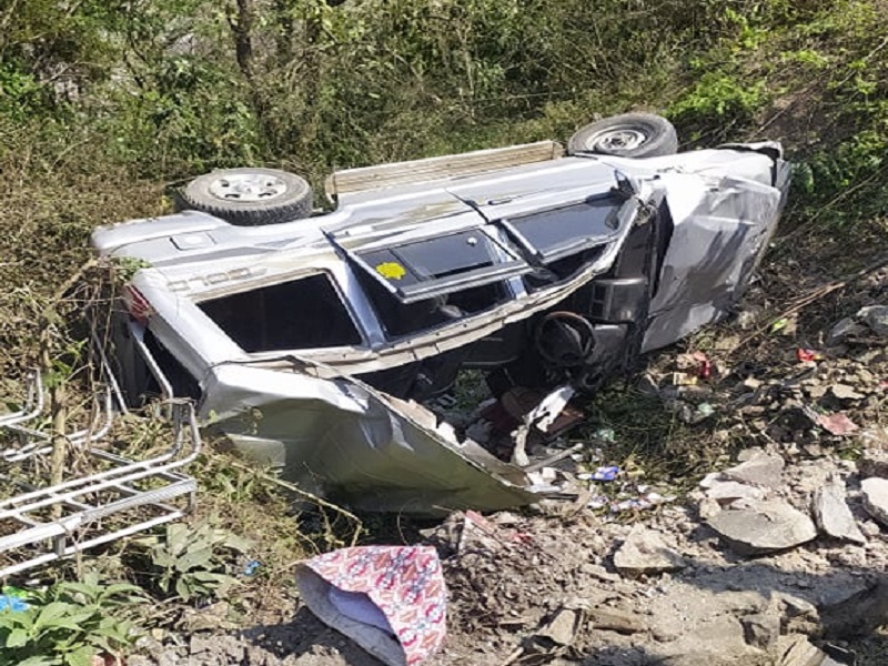 तनहुँको ऐनापहरामा भएको दुर्घटनाका तीनै जनाको सनाखत