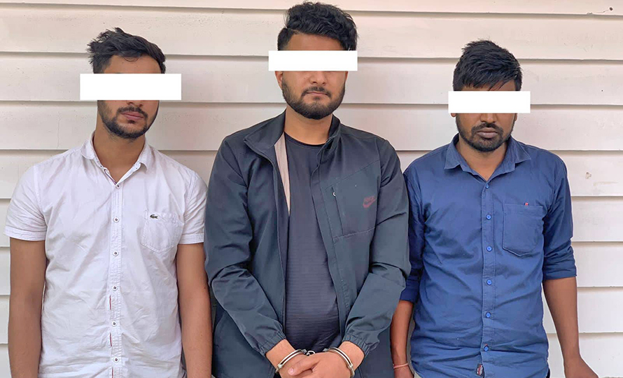 अबैध क्रिप्टोकरेन्सीमार्फत झन्डै ६७ करोड रुपियाँ  गैरकानूनी कारोबार गरेको आरोपमा तीन जना पक्राउ :