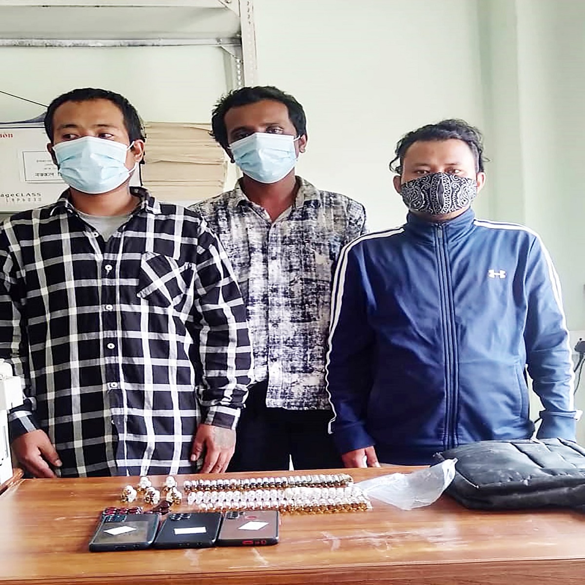 ठुलो मात्रामा लागू औषध सहित पोखराबाट तीन जना पक्राउ