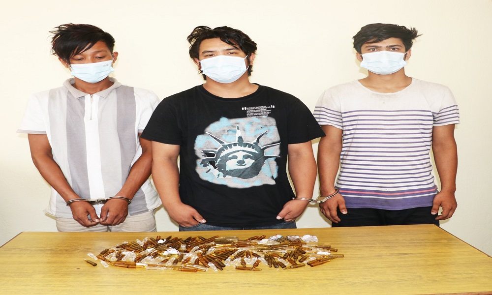 पोखराबाट ठुलो मात्रामा लागू औषधसहित तीन जना स्याङजाका युवाहरु पक्राउ
