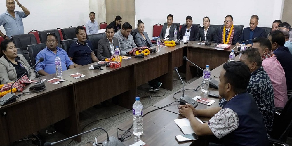 एन्फा अन्तर्राष्ट्रिय सम्बन्ध विभाग प्रमुख पाँडे बर्खास्त, कार्यवाहक प्रशिक्षकमा हुमागाईँ नियुक्त