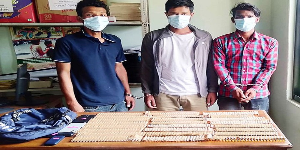 नारायणगढबाट बसमा ठूलो मात्रामा लागू औषध पोखरा ल्याउदै गरेका तीन युवा पक्राउ
