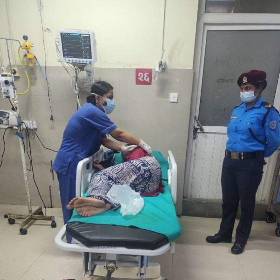 चौतर्फी टिकाटिप्पणीपछि राष्ट्रपति भवन अगाडी आत्मदाह प्रयास गर्ने निहारिका बारे राष्ट्रपतिको चासो