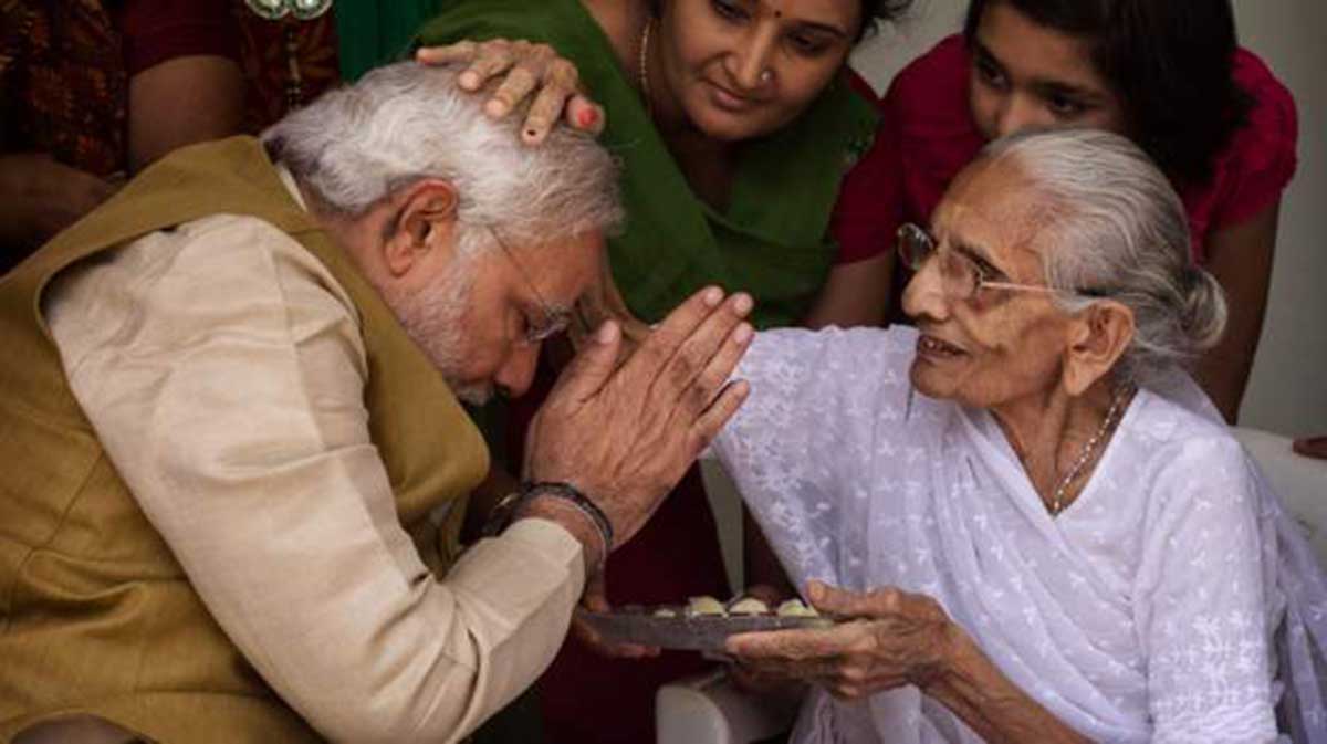 भारतीय प्रधानमन्त्री नरेन्द्र मोदीकी आमाको १०० वर्षको उमेरमा निधन