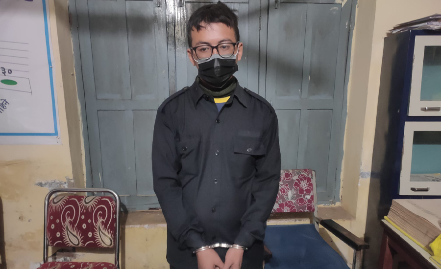 भरतपुर अस्पतालमा मृतकको हातबाट सुनको ब्रासलेट चोरी गर्ने सुरक्षा गार्ड पक्राउ