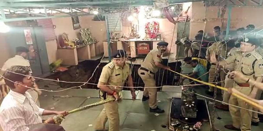 भारतको एक मन्दिरमा घट्यो यस्तो अप्रिय घटना, १३ जनाको मृत्यु