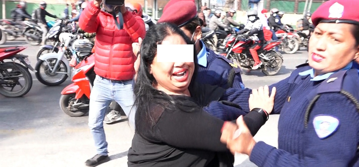 न्यायाधिश पत्नी आरती रावल पक्राउ